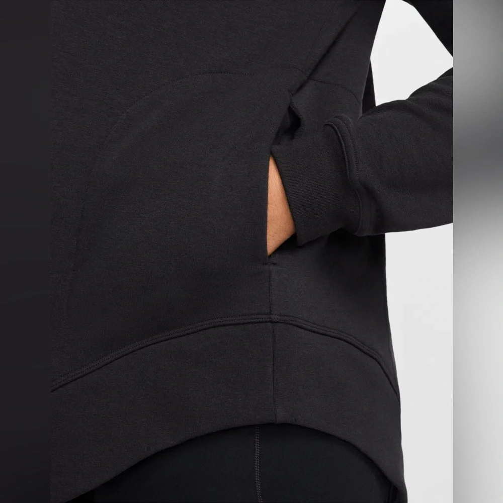 Nike One Women's Reversible French Terry Pullover Top Maternity Shirt FZ0542-010